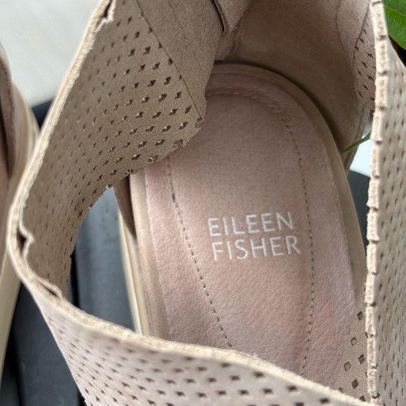 Eileen Fisher Women's Sport Perforated Nubuck Leather Platform Sandals | Barley - Picture 11 of 11